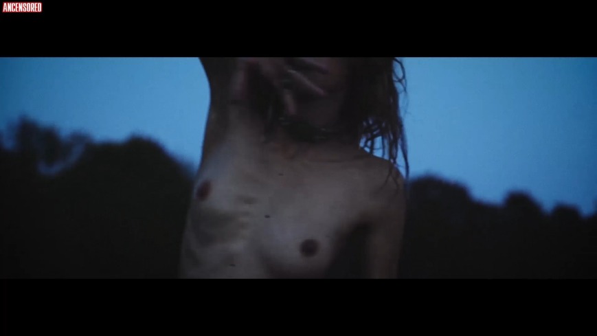 Emilia Verginelli naked breasts