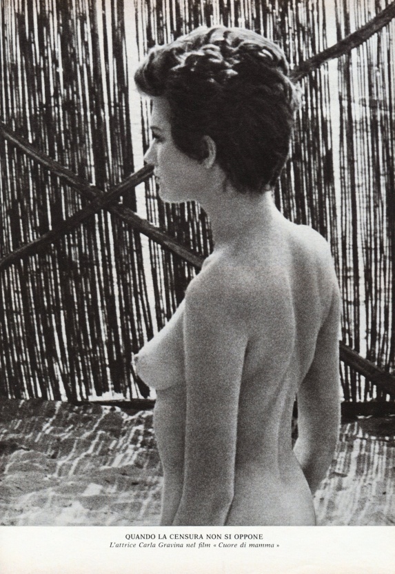 Carla Gravina naked