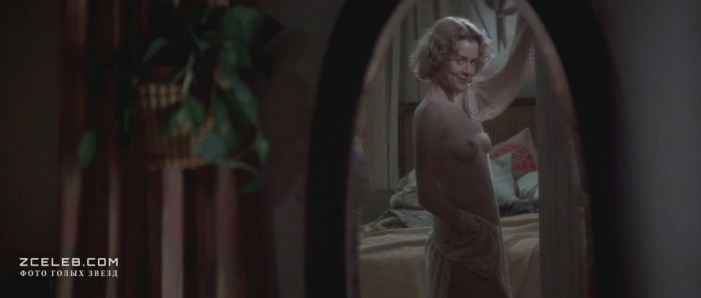 Penelope Ann Miller buttocks are visible 98